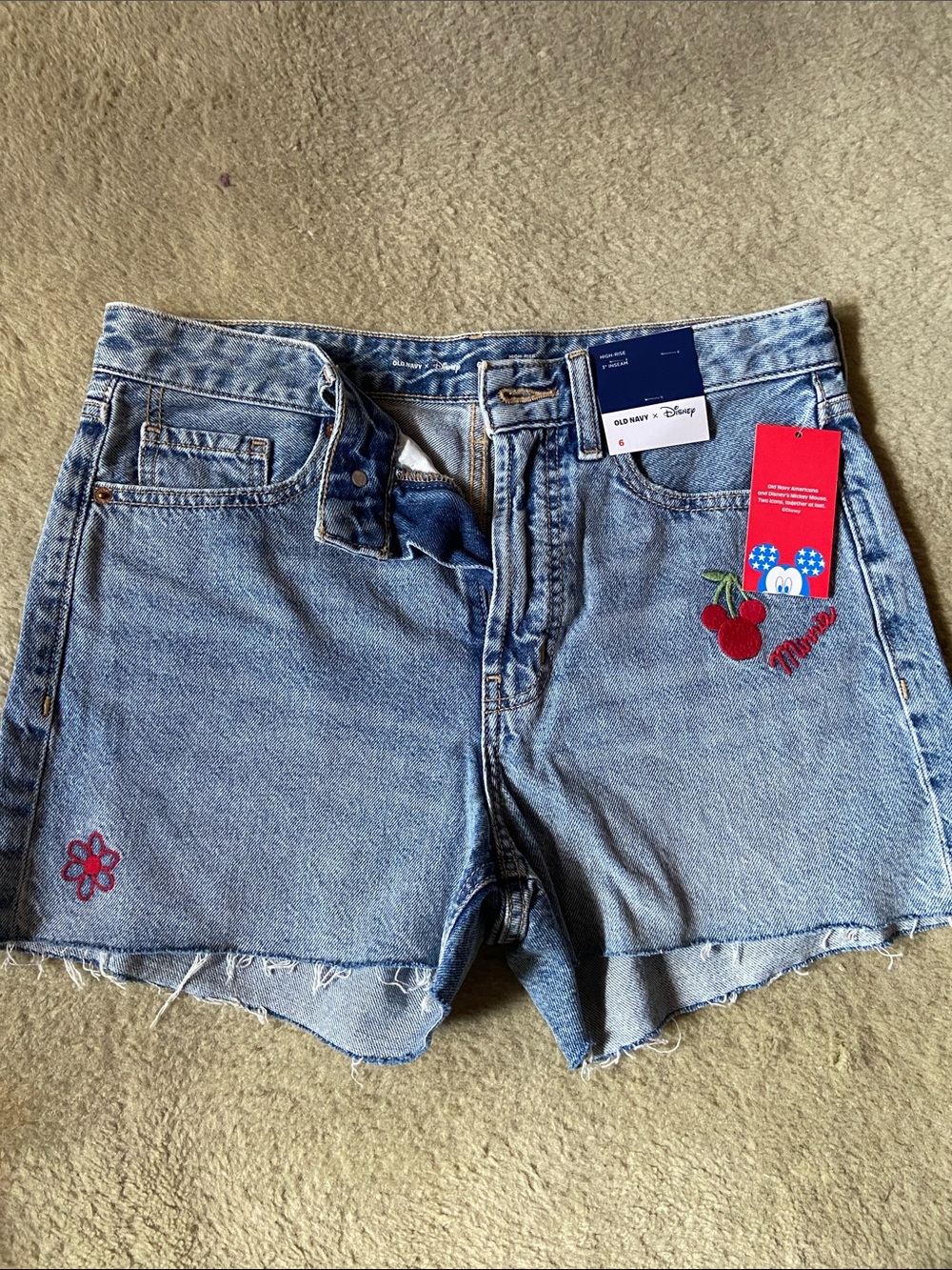 Disney x Old Navy Jean Shorts with Cherry & Flower Embroidery